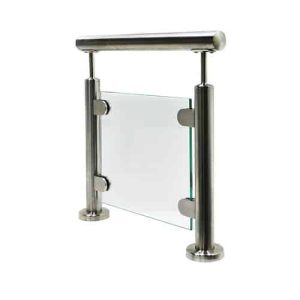 Stolper til glassrekkverk