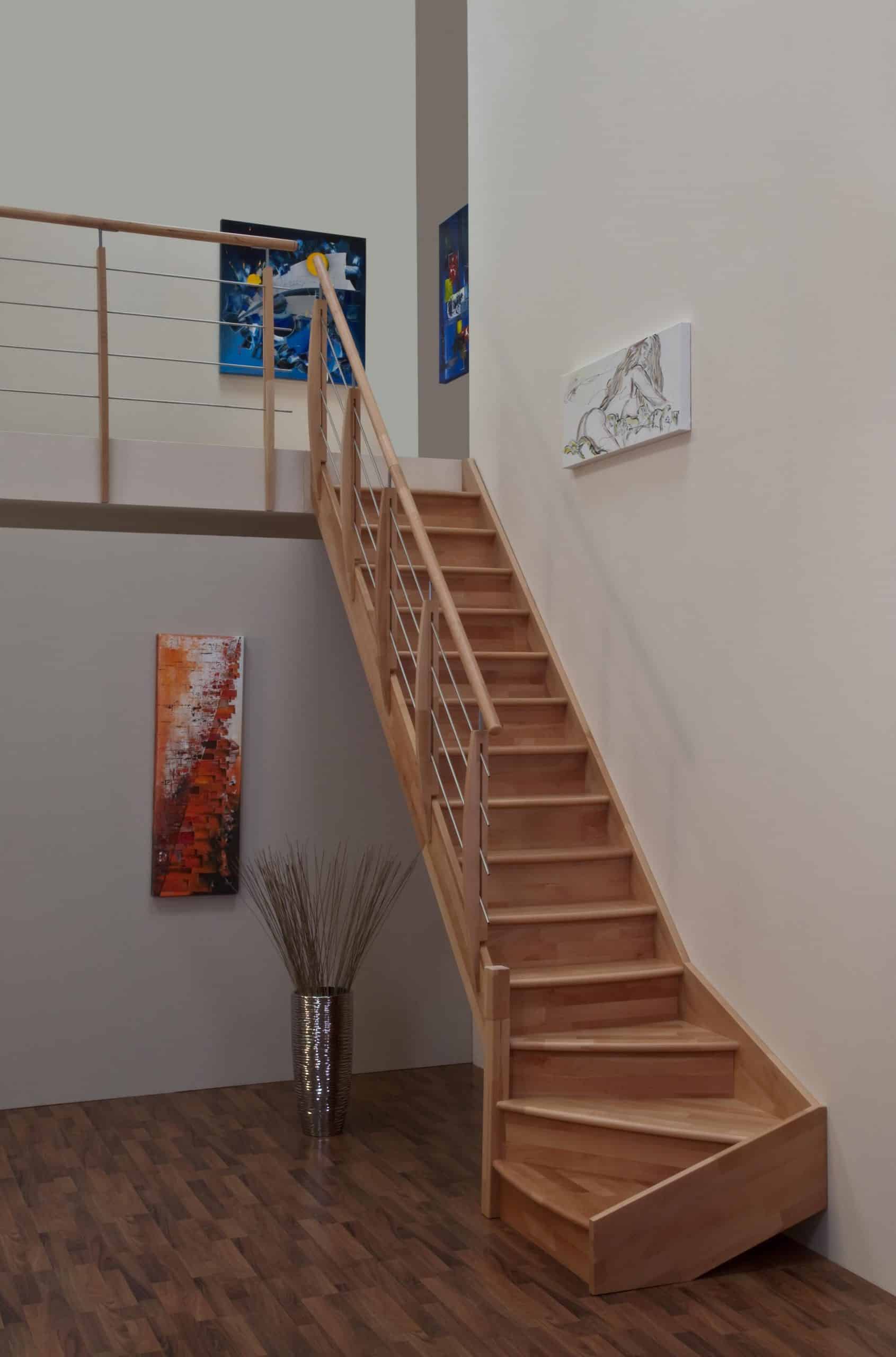 Home tretrapp i bøk - L-trapp 1/4 venstre modell