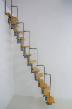 Twister utførelse sølv/lakkert Bøk